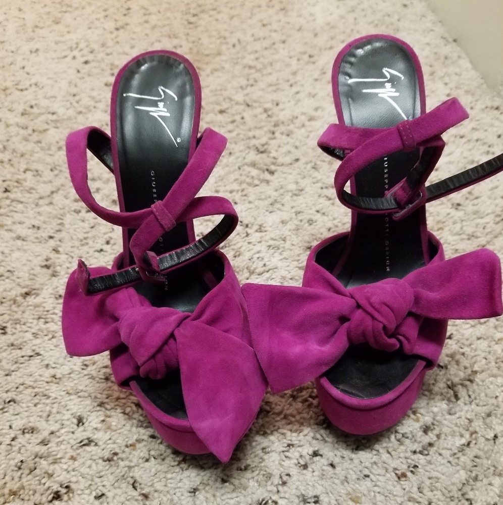 Giuseppe Zanotti Platform Heels with Bow